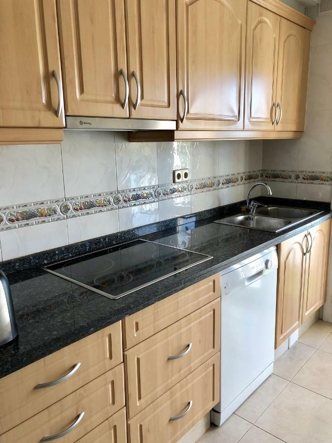 Apartamentos Benet Roses Buitenkant foto