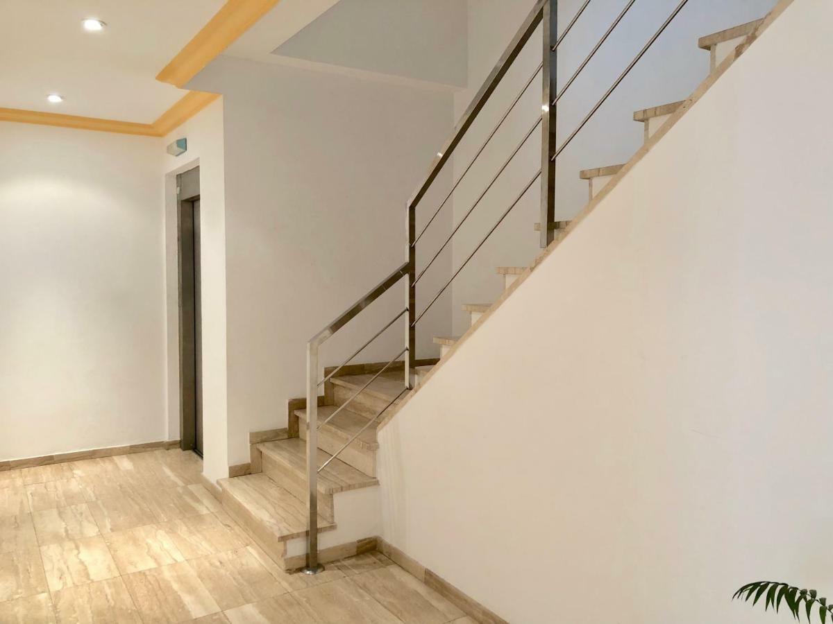 Apartamentos Benet Roses Buitenkant foto