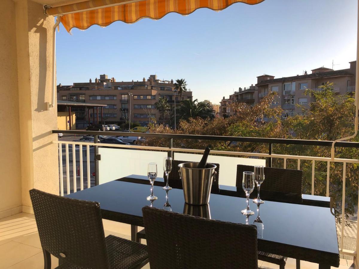 Apartamentos Benet Roses Buitenkant foto